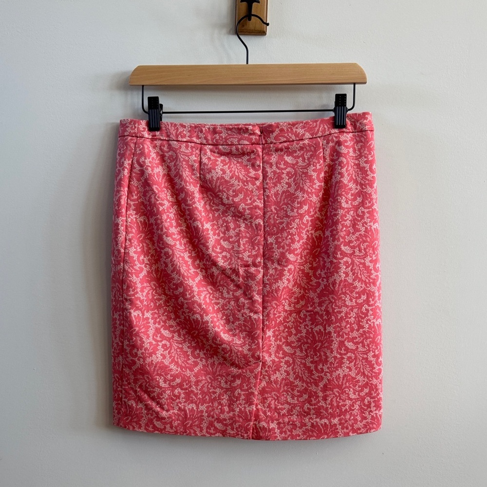 🌸 Reitmans Pink Floral Pencil Skirt
Size 4P (Petite) - Picture 2 of 5